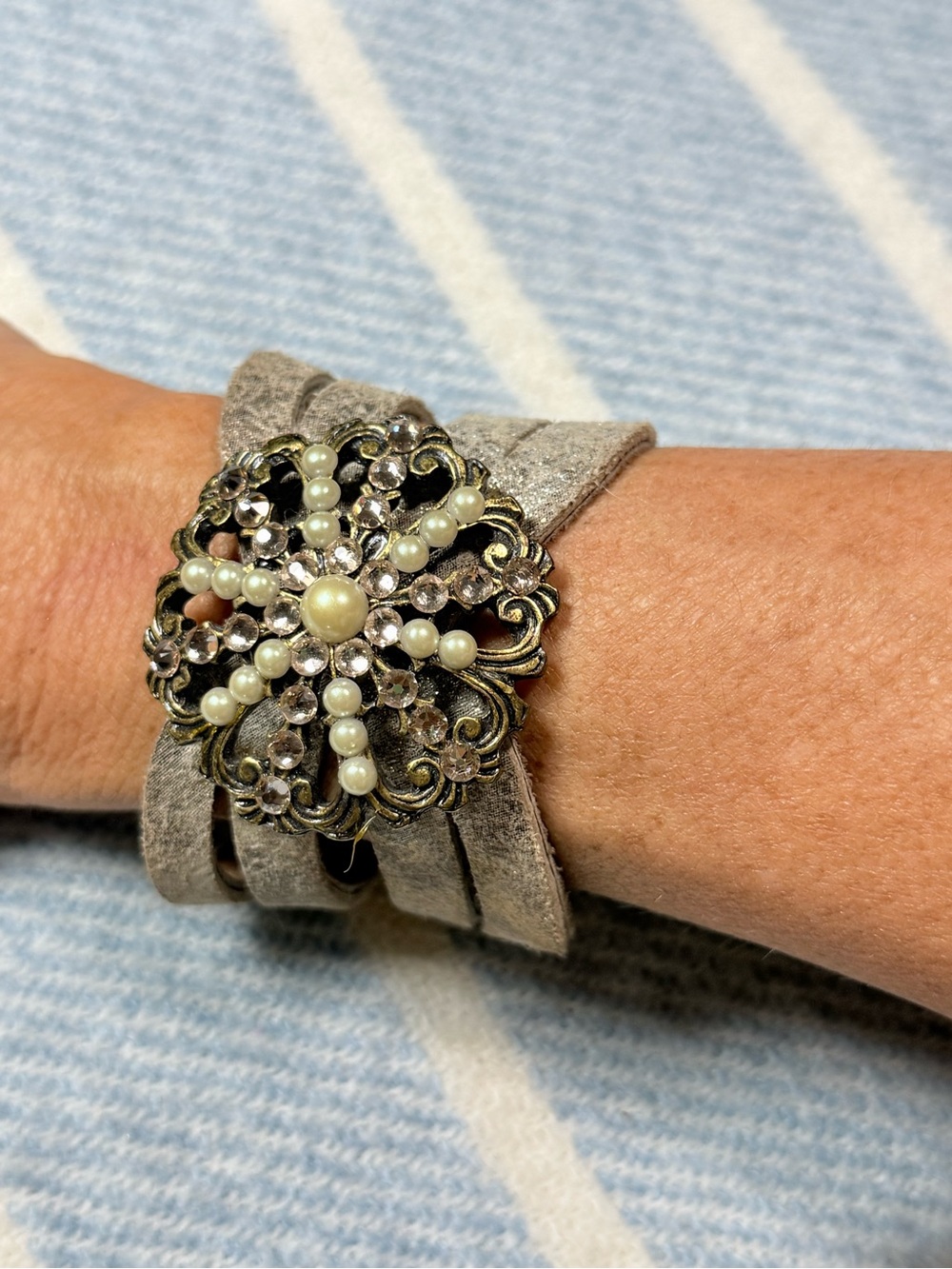Leatherock Gray Suede Wrap Bracelet with Pearl & Crystal Medallion